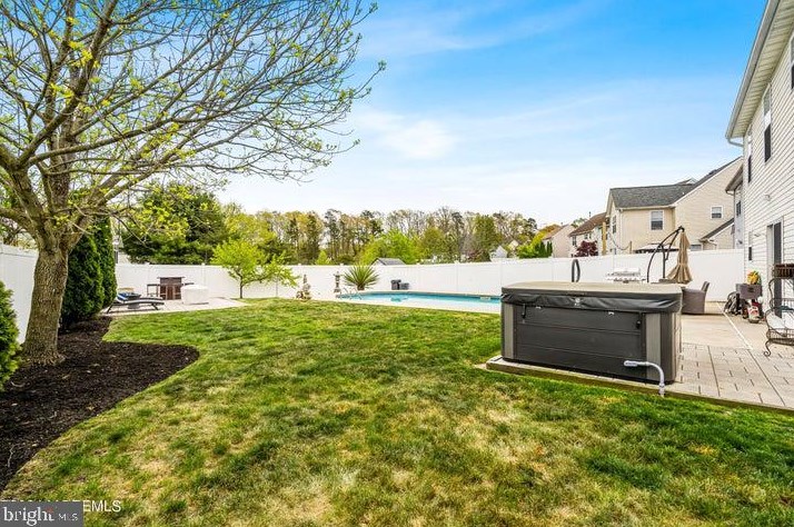 37 Marlin Ct, Berkeley Township NJ 08721-2466 exterior