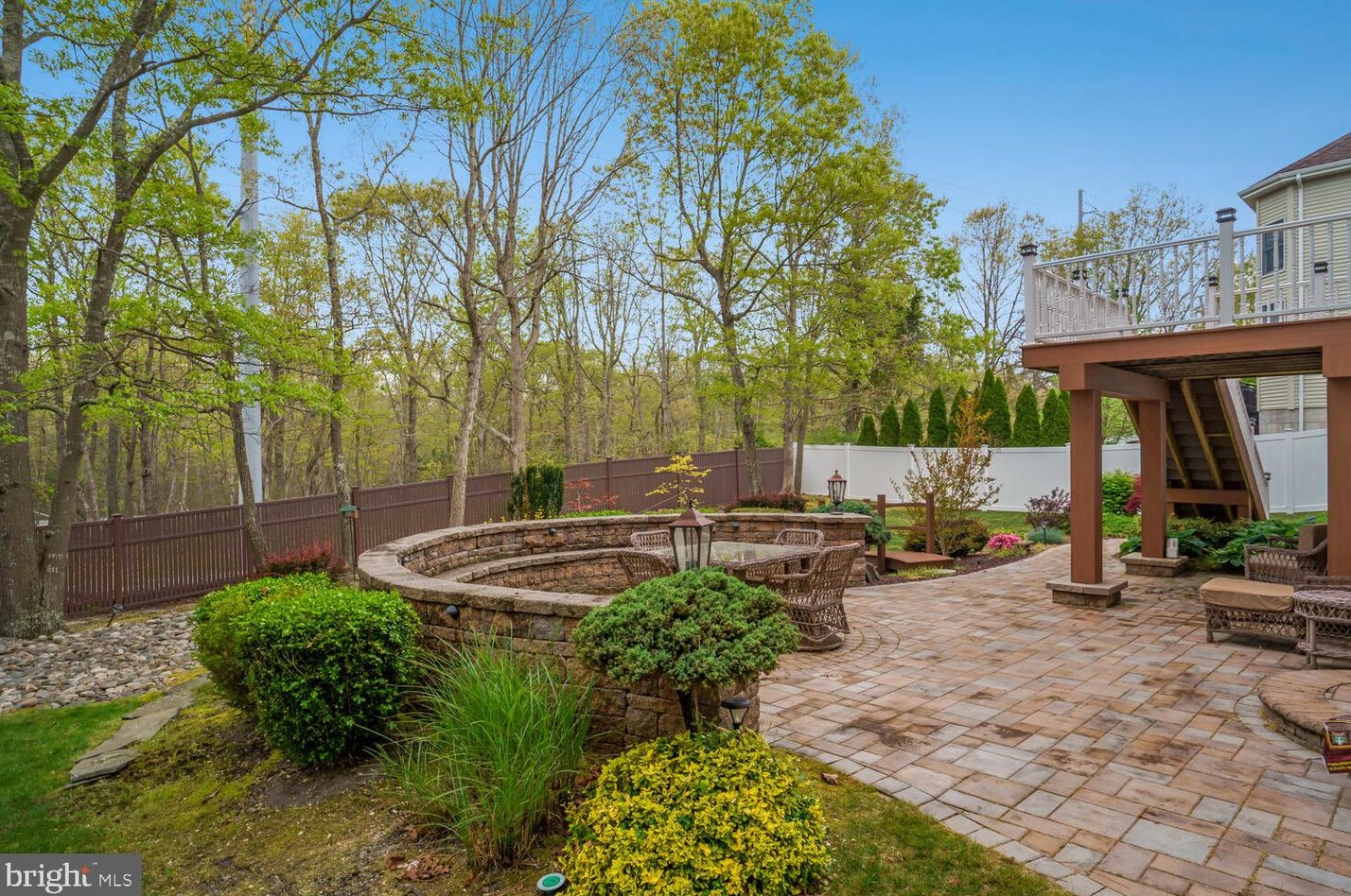 44 Harvest Way, Tuckerton NJ 08087-4043 exterior