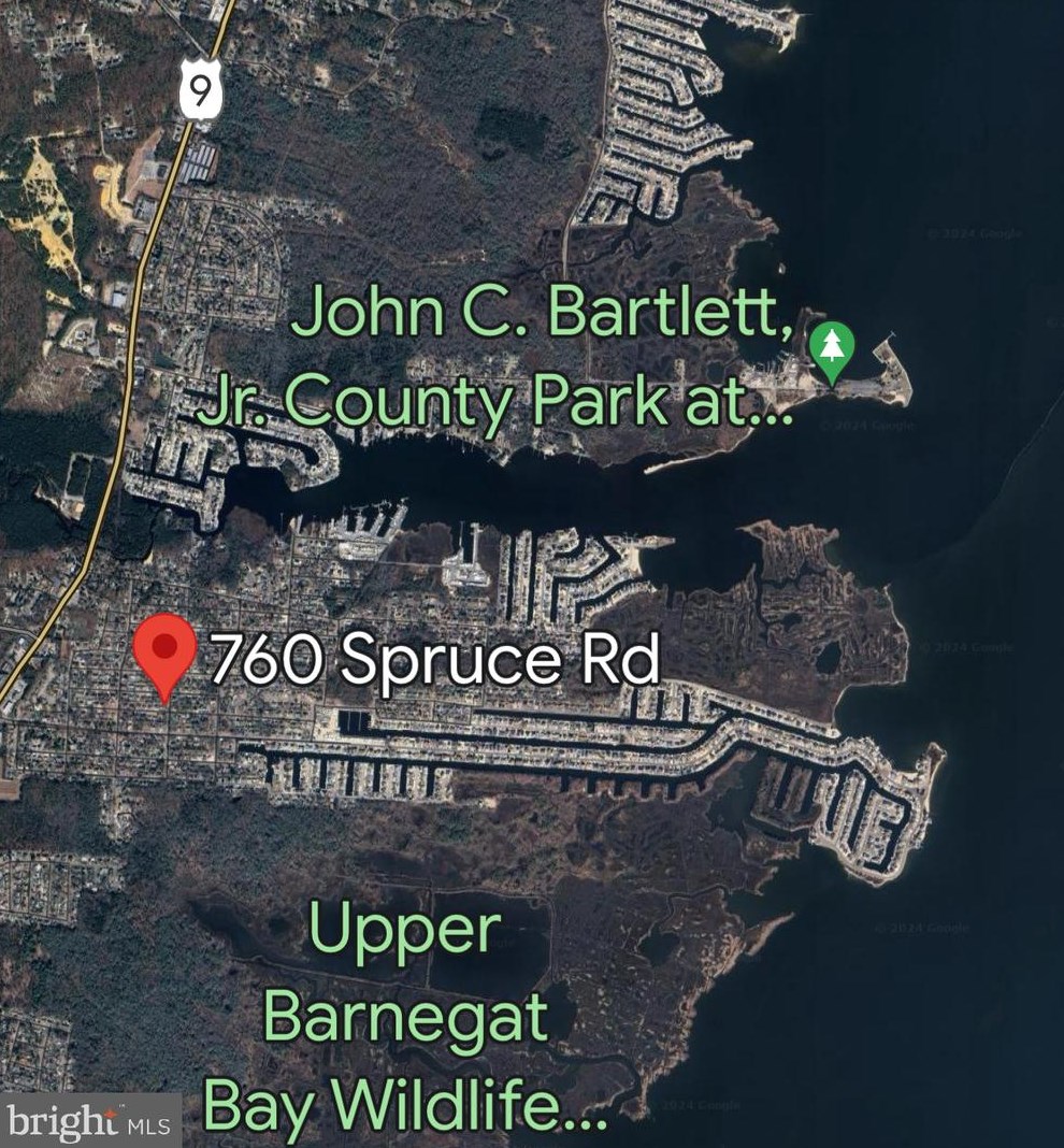 760 Spruce Rd, Lacey Township, NJ 08734-2437