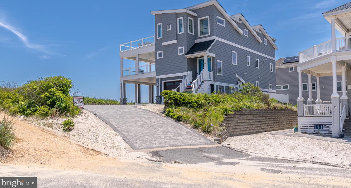 6 21st St, Long Beach Township, NJ 08008-5509