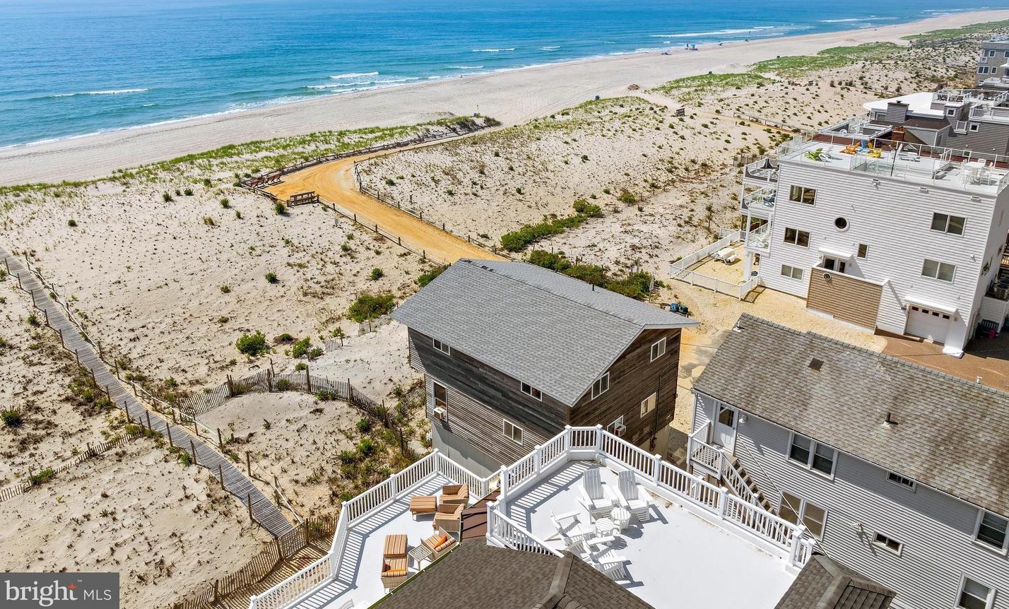 117 E Surf Ave, Long Beach Township, NJ 08008