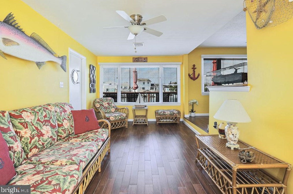 112 Shrewsbury Dr, Tuckerton, NJ 08087-1112