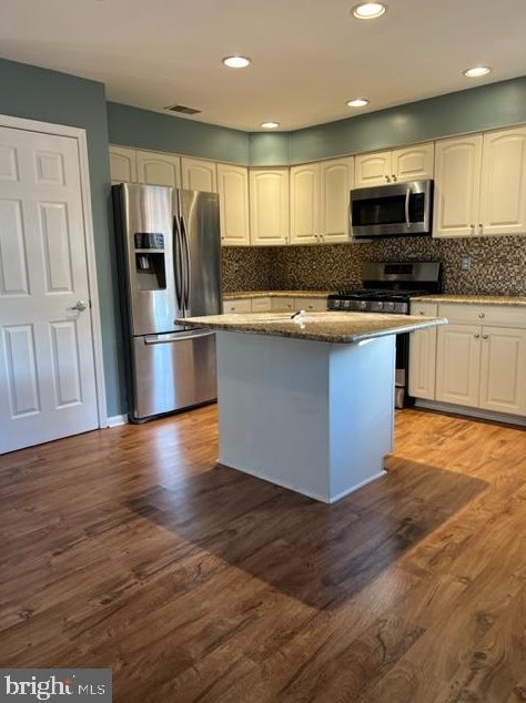 161 Impatiens Ct, Toms River NJ  08753-1332 exterior