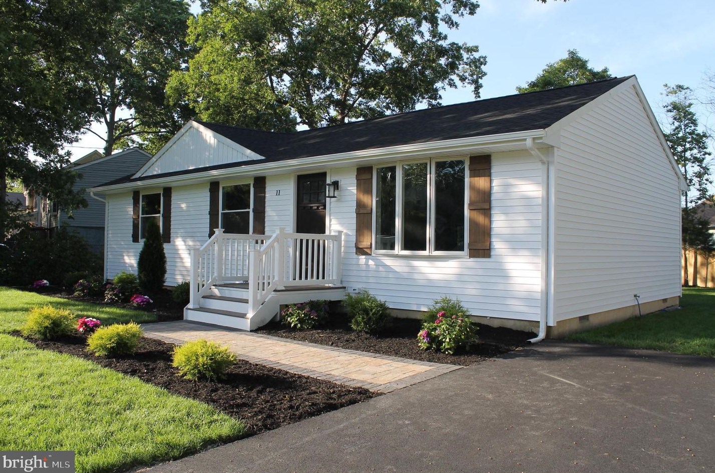 11 Admiral Ave, Stafford Township, NJ 08050