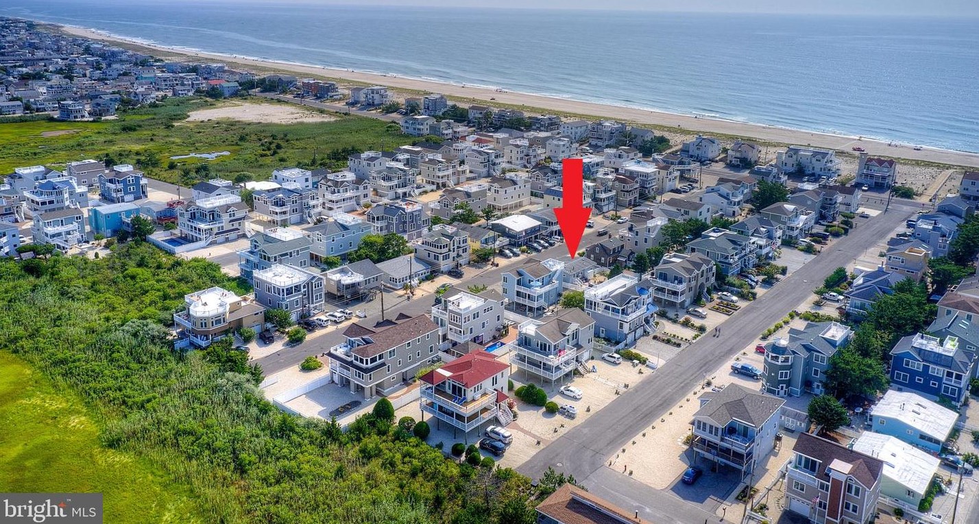 20 W Joshua Ave, Long Beach Township, NJ 08008