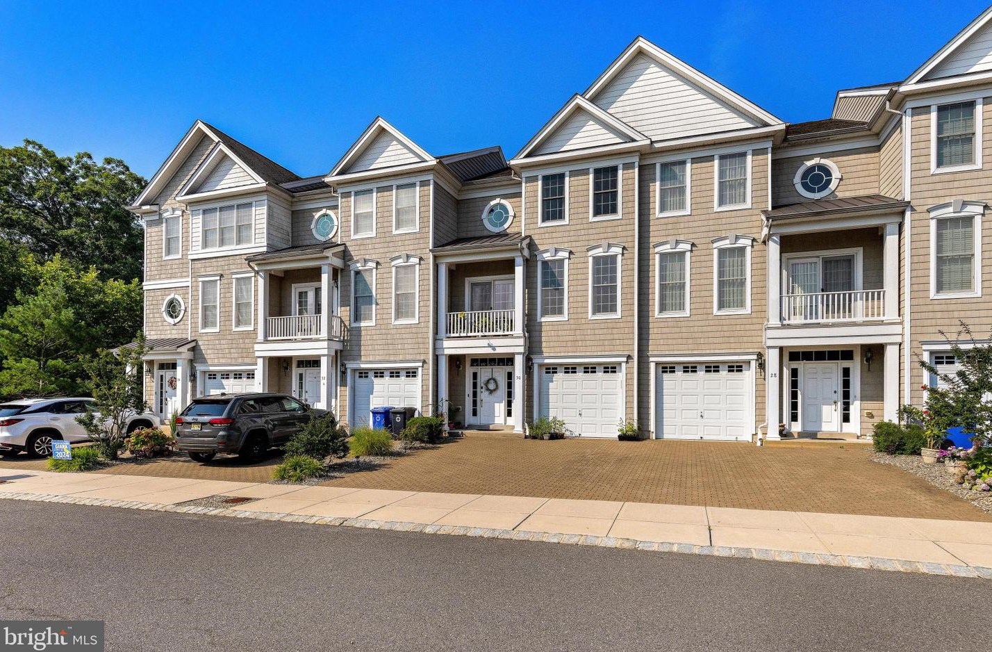 30 Crane Ct, Stafford Township, NJ 08050