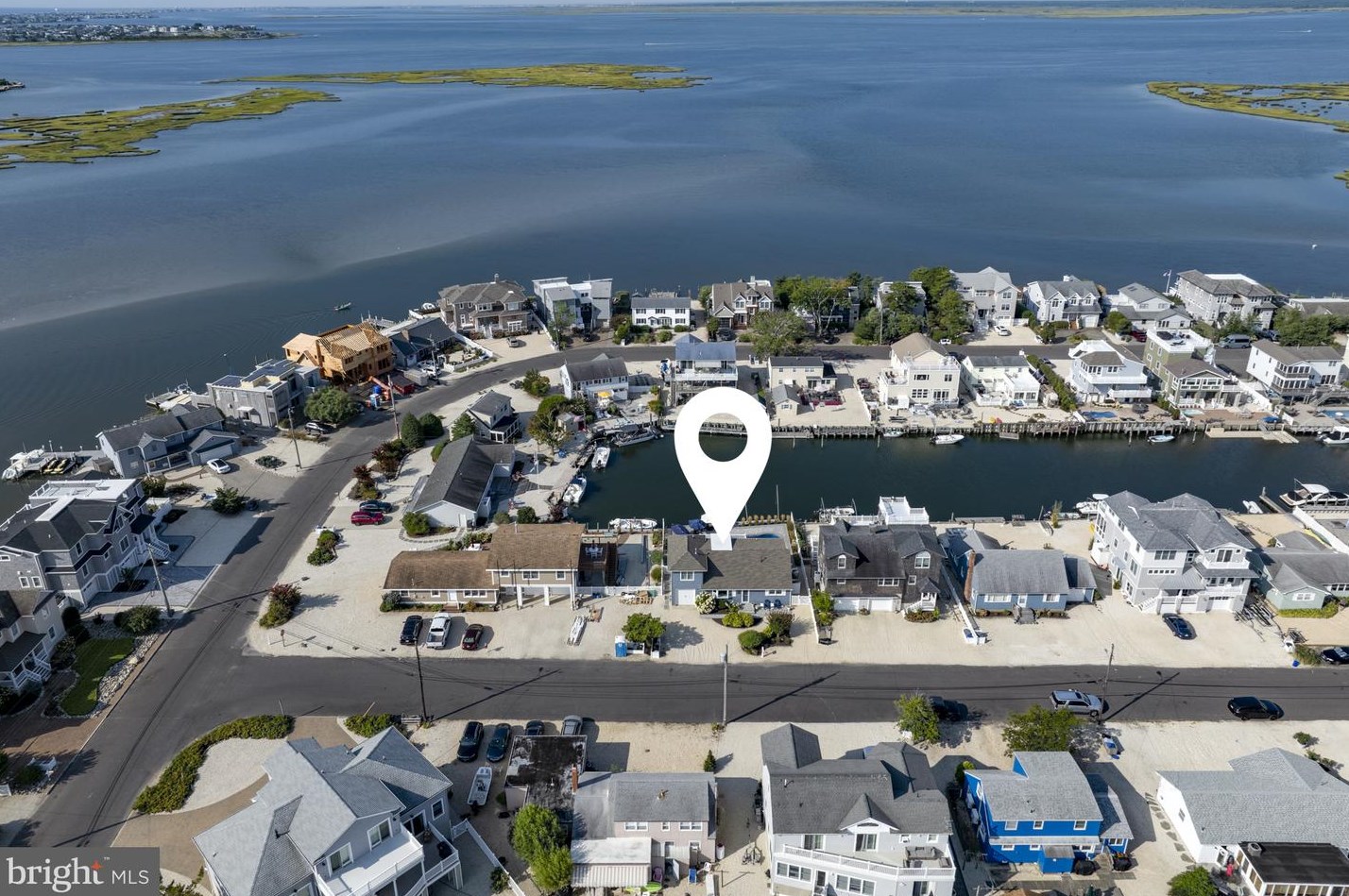 6 Adrian Rd, Long Beach Township, NJ 08008