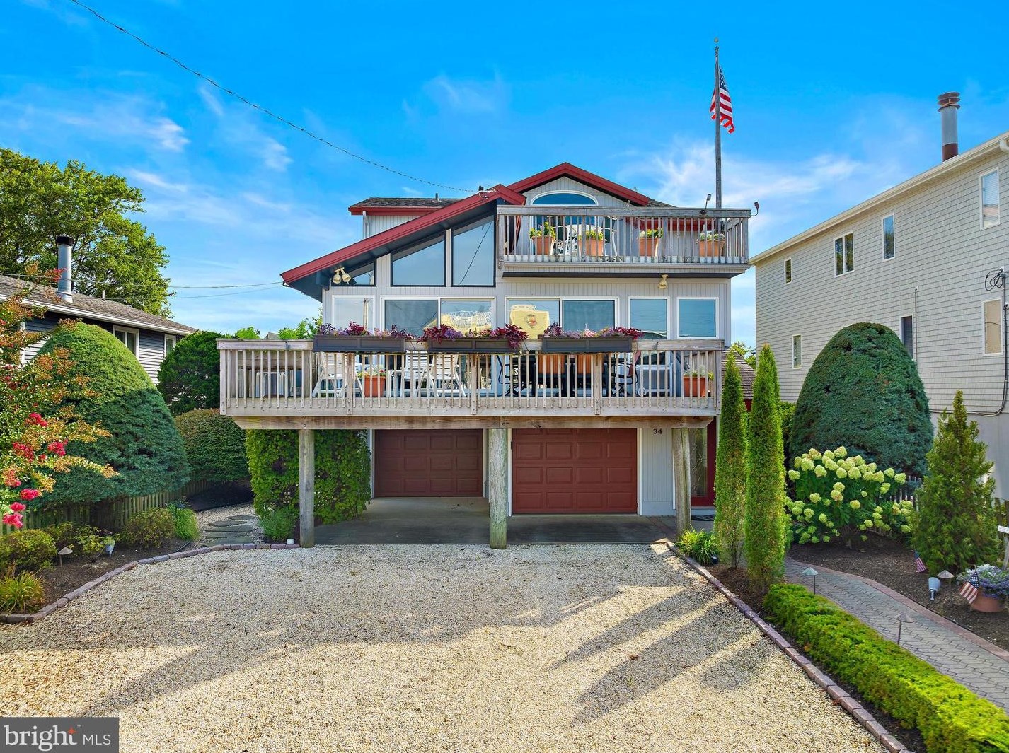 34 W 8th St, Barnegat Light, NJ 08006
