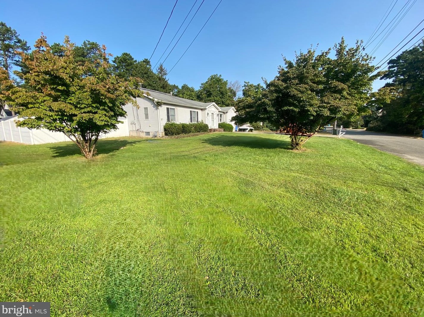 1901 Manchester St, Toms River, NJ 08757-1044