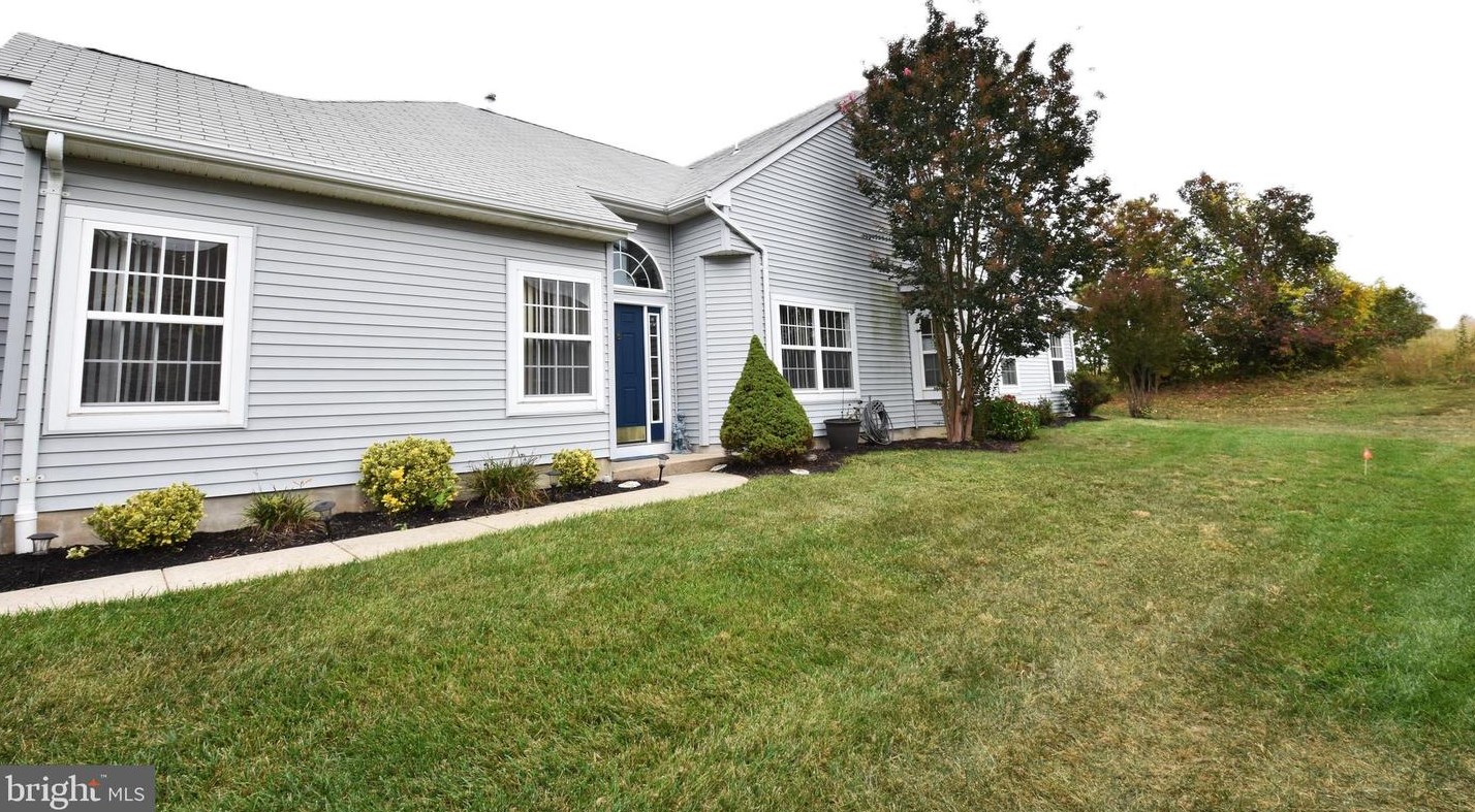 133 Belvedere Dr N, Lakehurst, NJ 08759