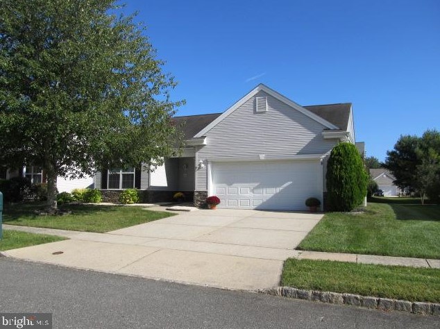 15 Pelican Ln, Tuckerton, NJ 08087