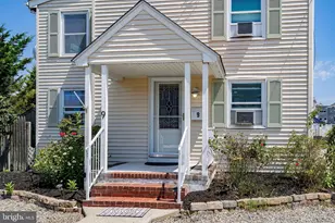9 E Maryland Ave, Long Beach Township, NJ 08008 - Photo 2