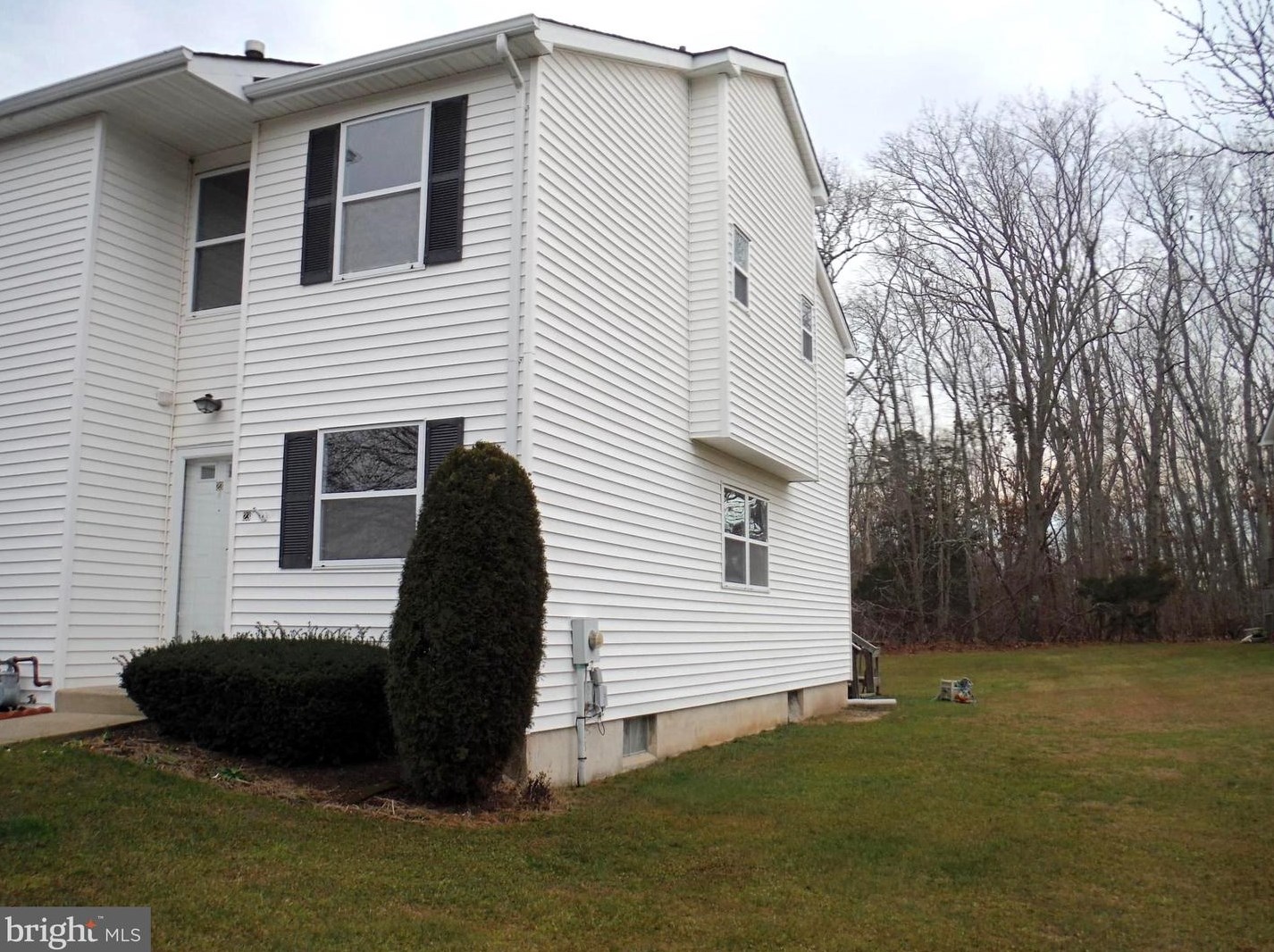 23 Vincent Ct, Tuckerton, NJ 08087-3028