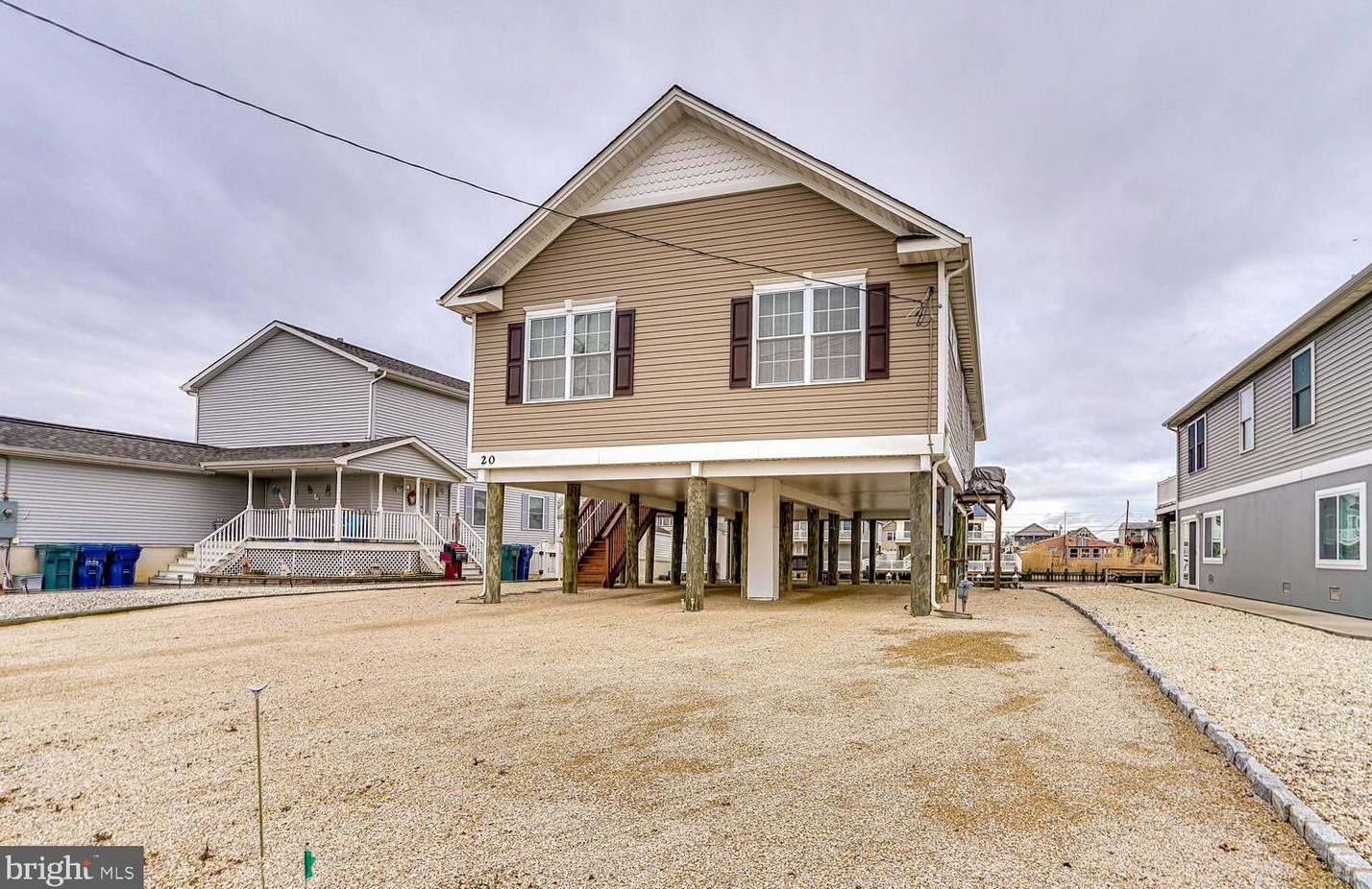 20 Raritan Dr, Tuckerton, NJ 08087-1126