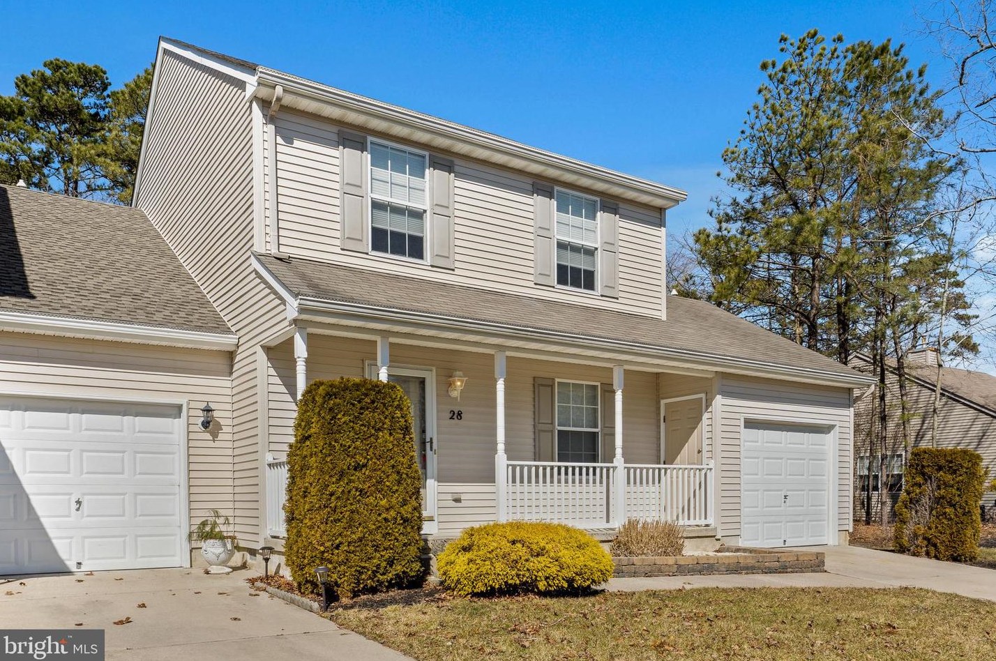28 Timberline Dr, Tuckerton, NJ 08087-3057