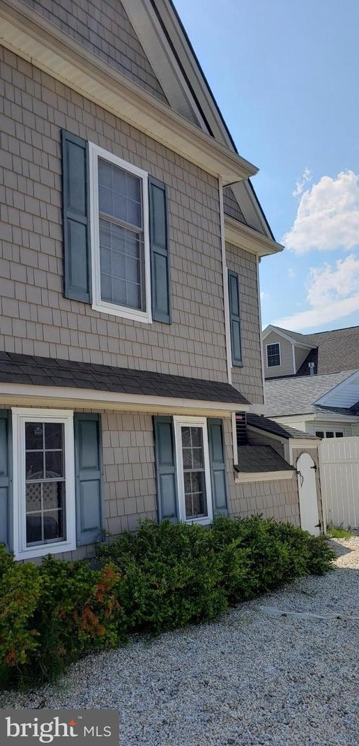 101 Playhouse Rd, Tuckerton, NJ 08087-1527