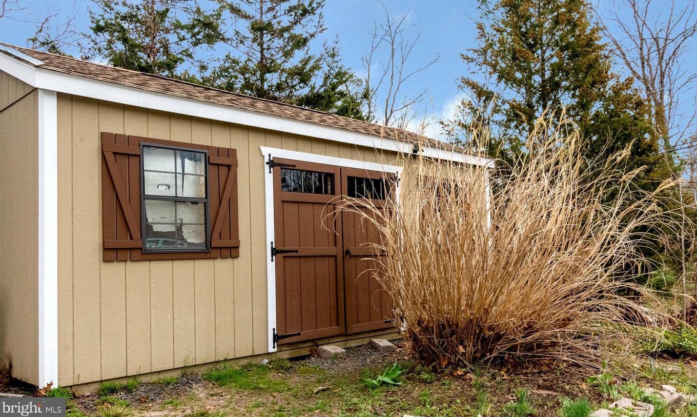 45 Locker St, Berkeley Township, NJ 08721
