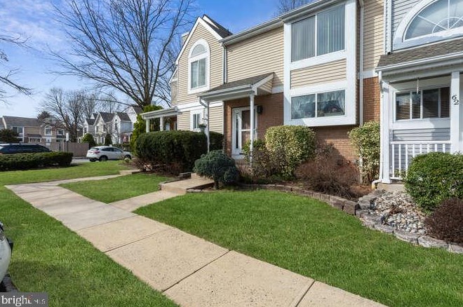 60 Hampton Ct, Millstone, NJ 08844-1417
