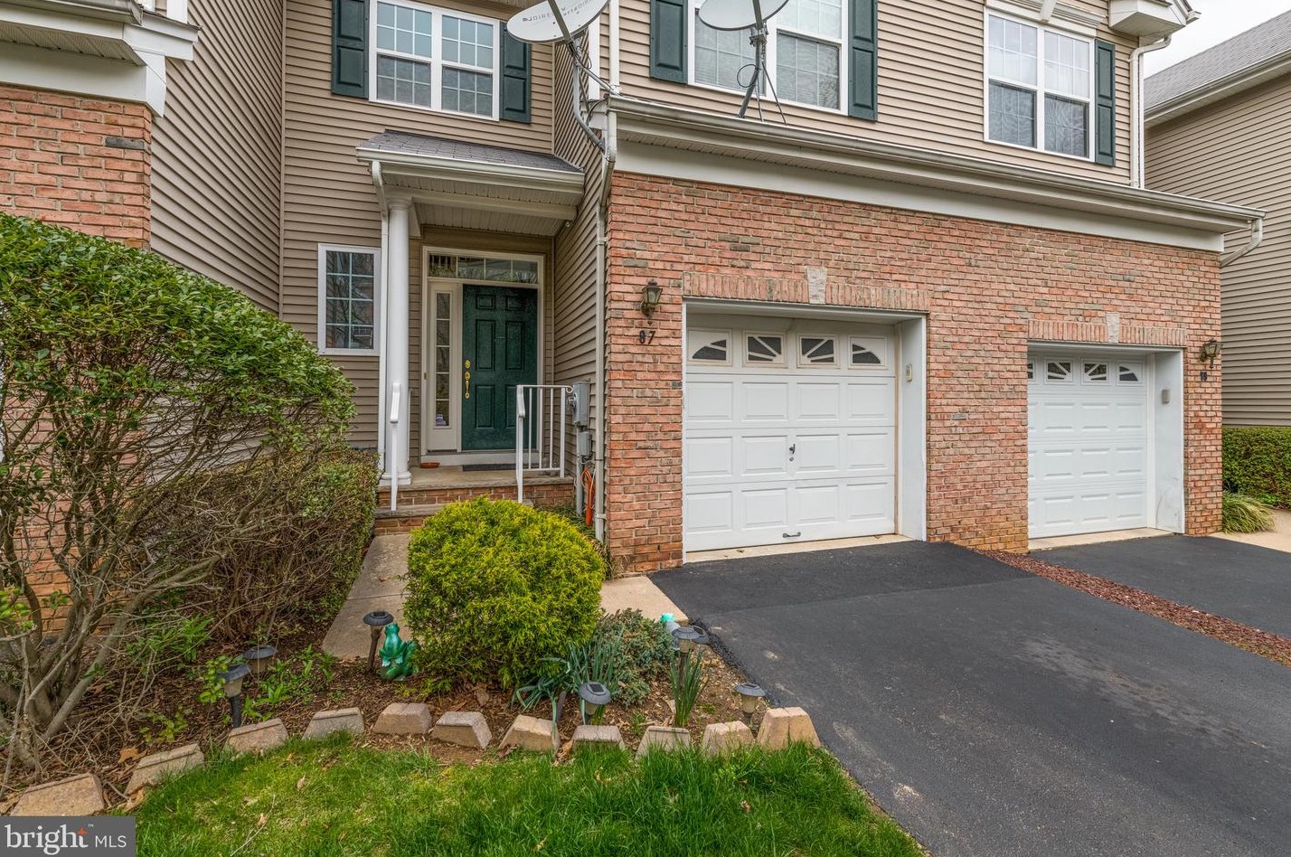 87 Hoover Ave, Princeton, NJ 08540