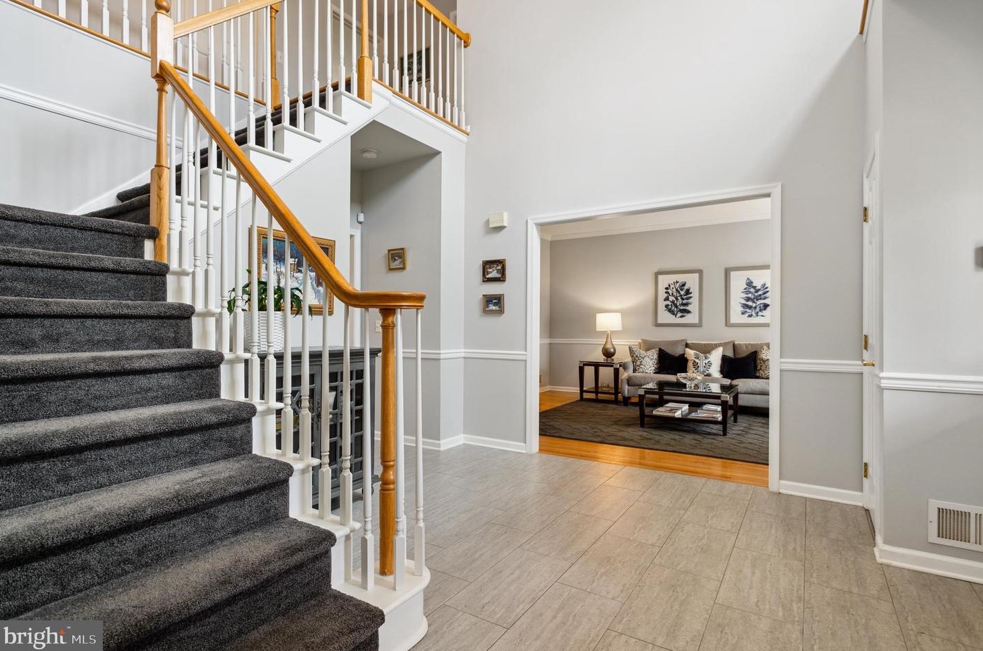 6 Carriage Trl, Princeton, NJ 08540-8653