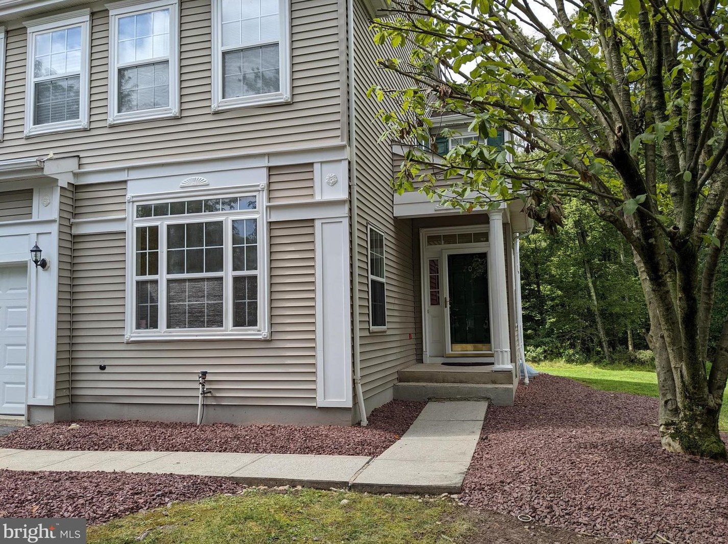 20 Cambridge Ct, Princeton, NJ 08540