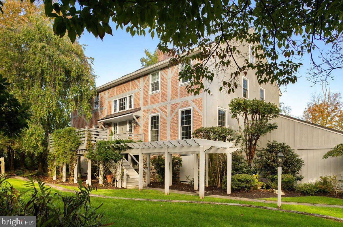 563 Cherry Valley Rd, Princeton, NJ 08540