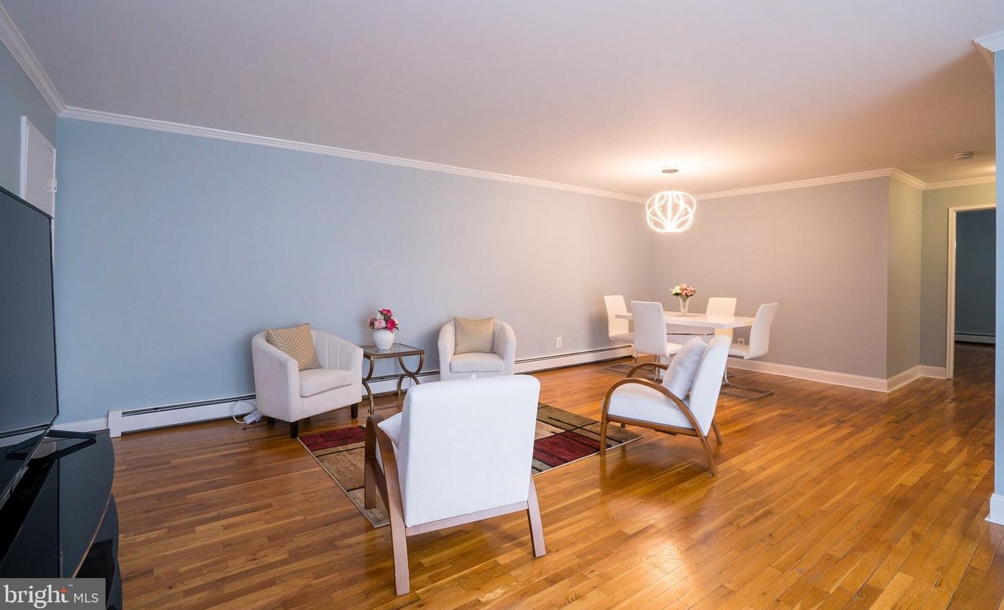 60 Deanna Dr, Millstone, NJ 08844-4856