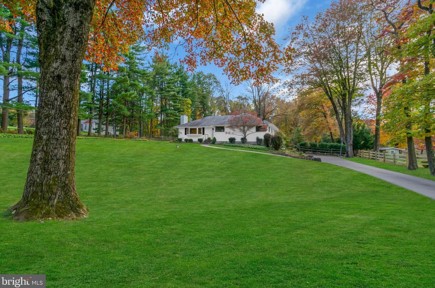 332 Spring Hill Rd, Montgomery, NJ 08558