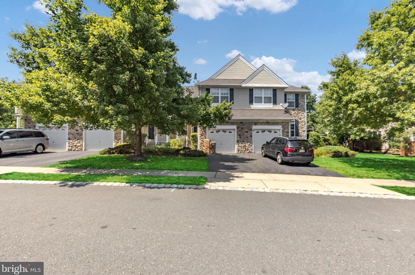 55 Scarlet Oak Dr, Princeton, NJ 08540