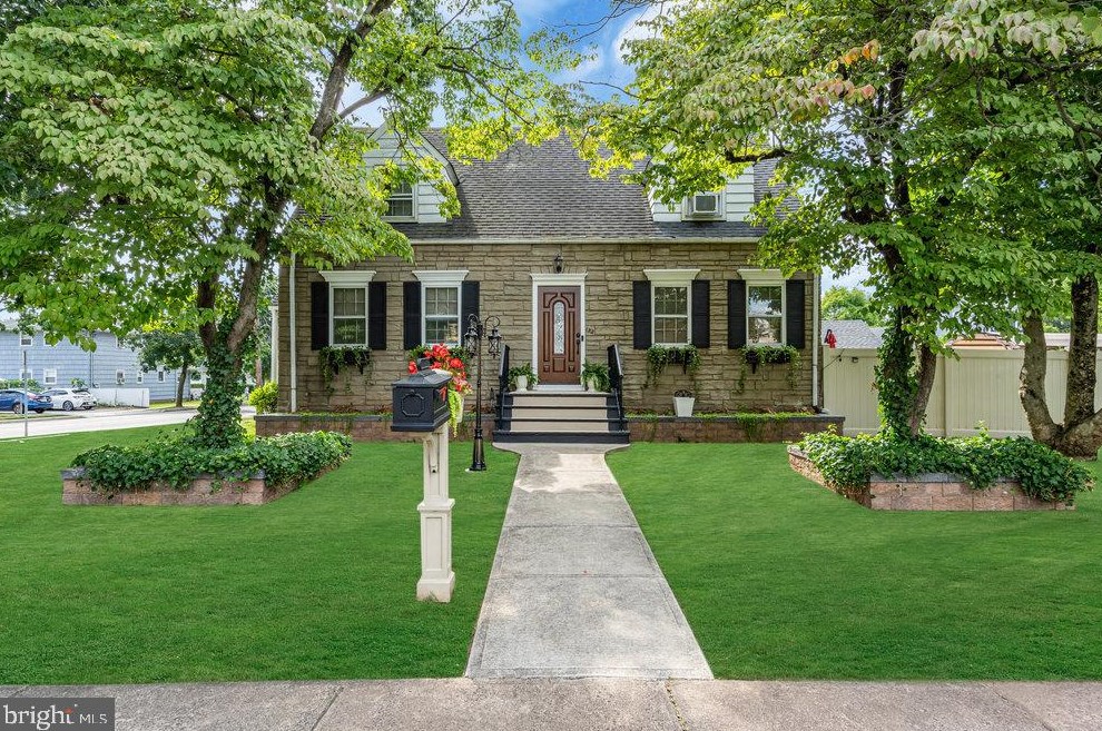 132 Louis Ave, South Bound Brook, NJ 08880