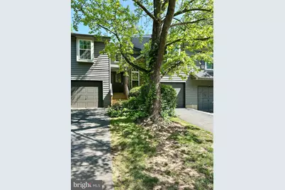 28 Chicopee Drive, Princeton, NJ 08540 - Photo 1