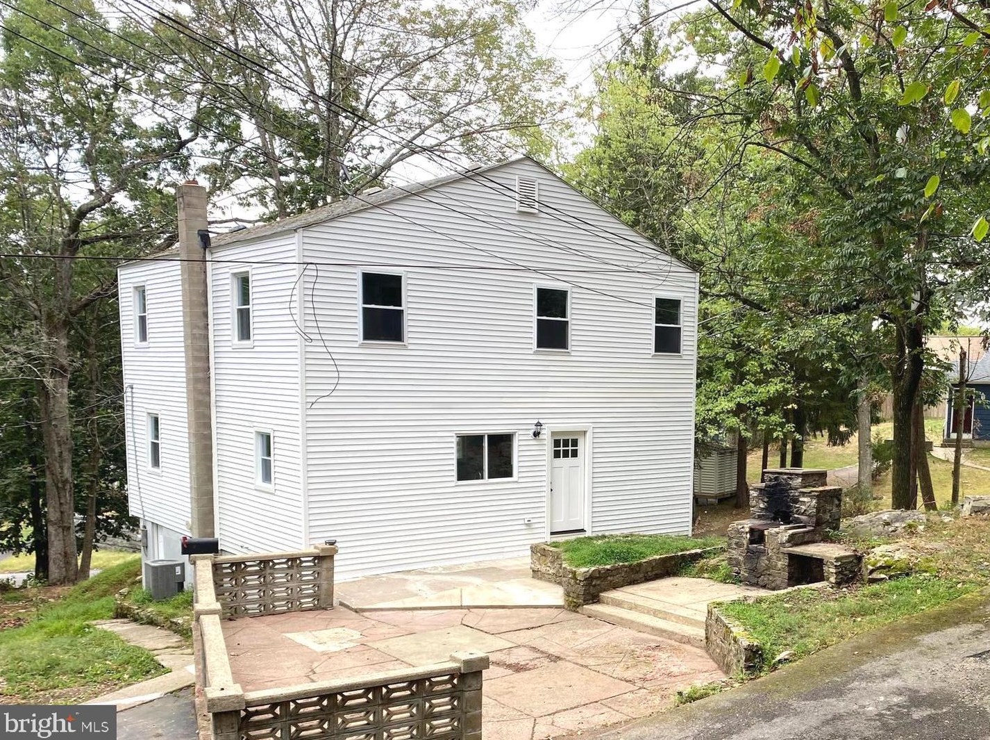 108 Bishop Rock Rd, Hopatcong, NJ 07843