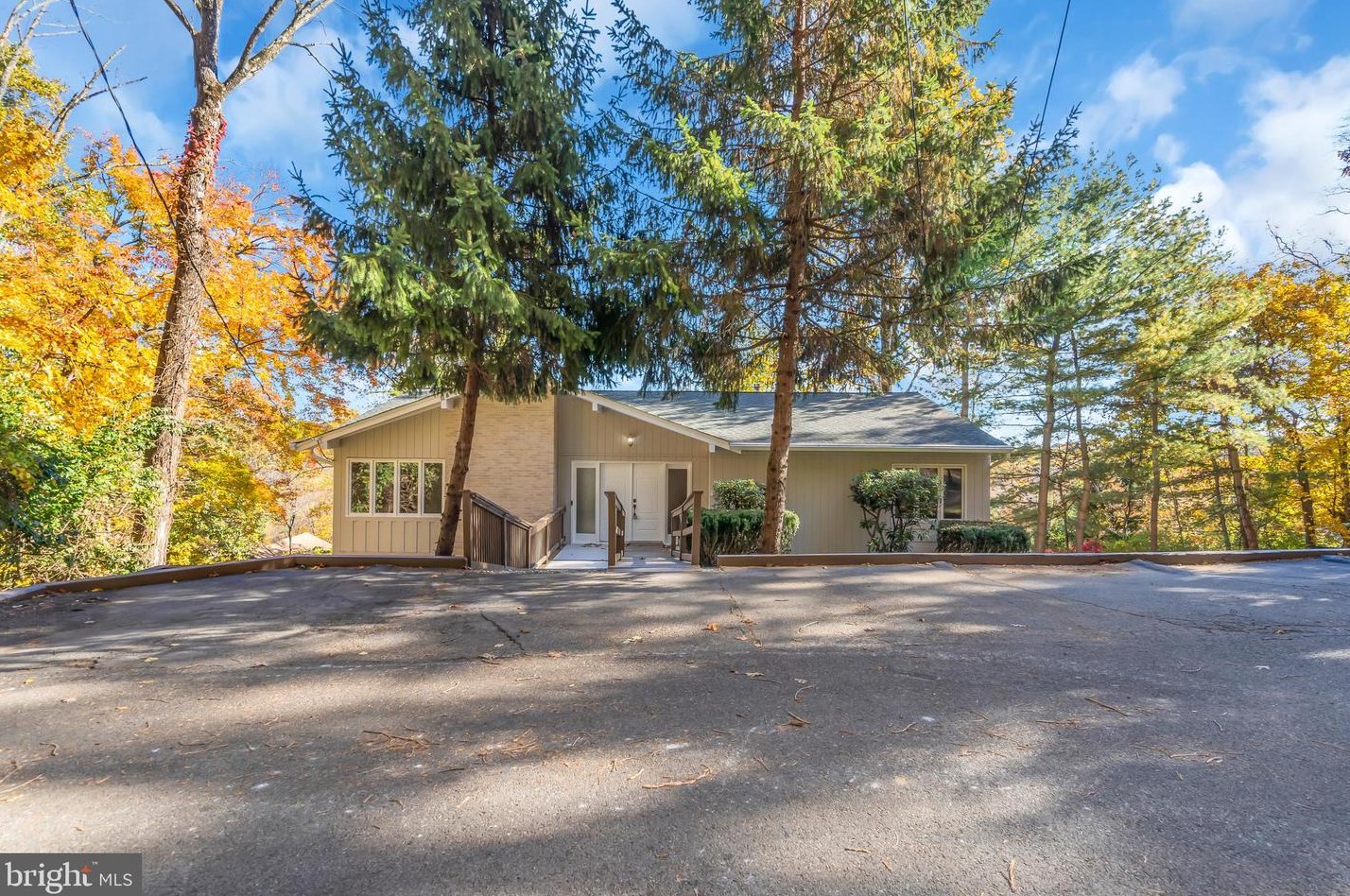 10 Florence St, Stanhope NJ  07874-2502 exterior