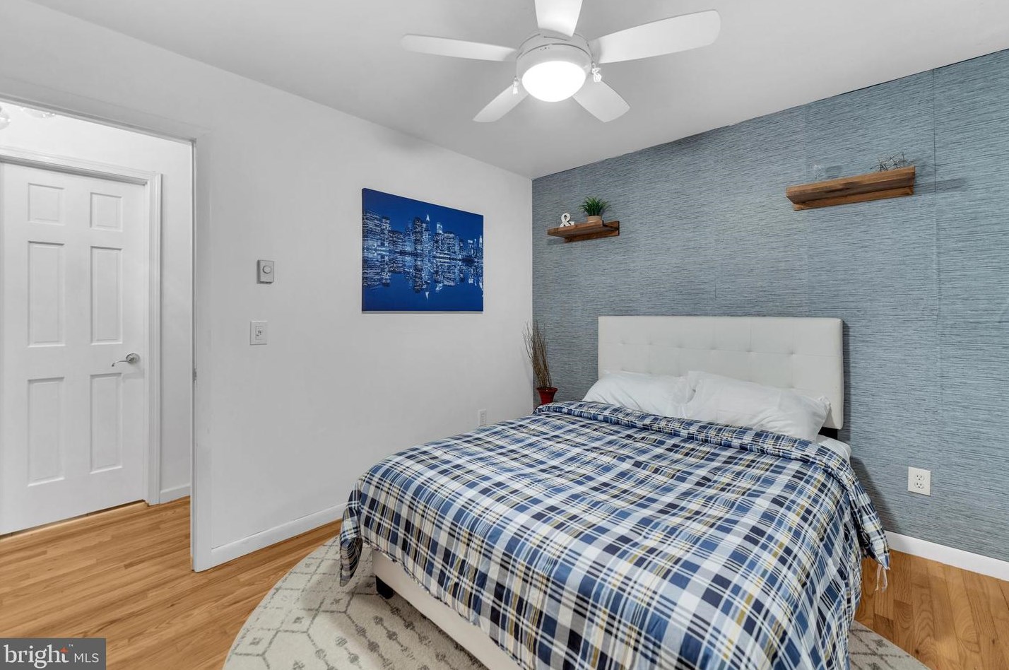 25 Sleepy Holw Rd, Andover NJ 07821-3326 exterior