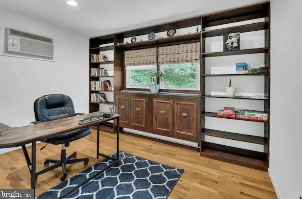 25 Sleepy Holw Rd, Andover NJ 07821-3326 exterior