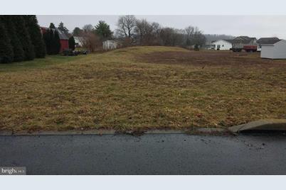 39 Oak Avenue - Photo 1