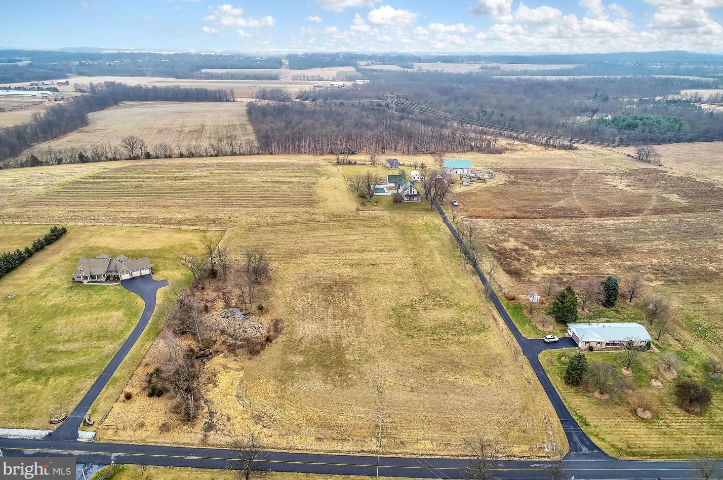 1059 Belmont Rd, Gettysburg, PA 17325-7485
