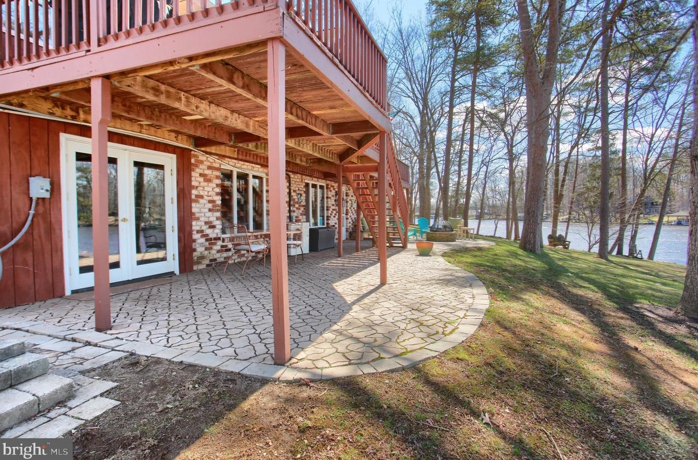 19 Bragg Dr, East Berlin PA  17316-9342 exterior