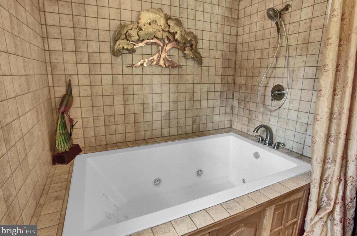 19 Bragg Dr, East Berlin PA  17316-9342 exterior