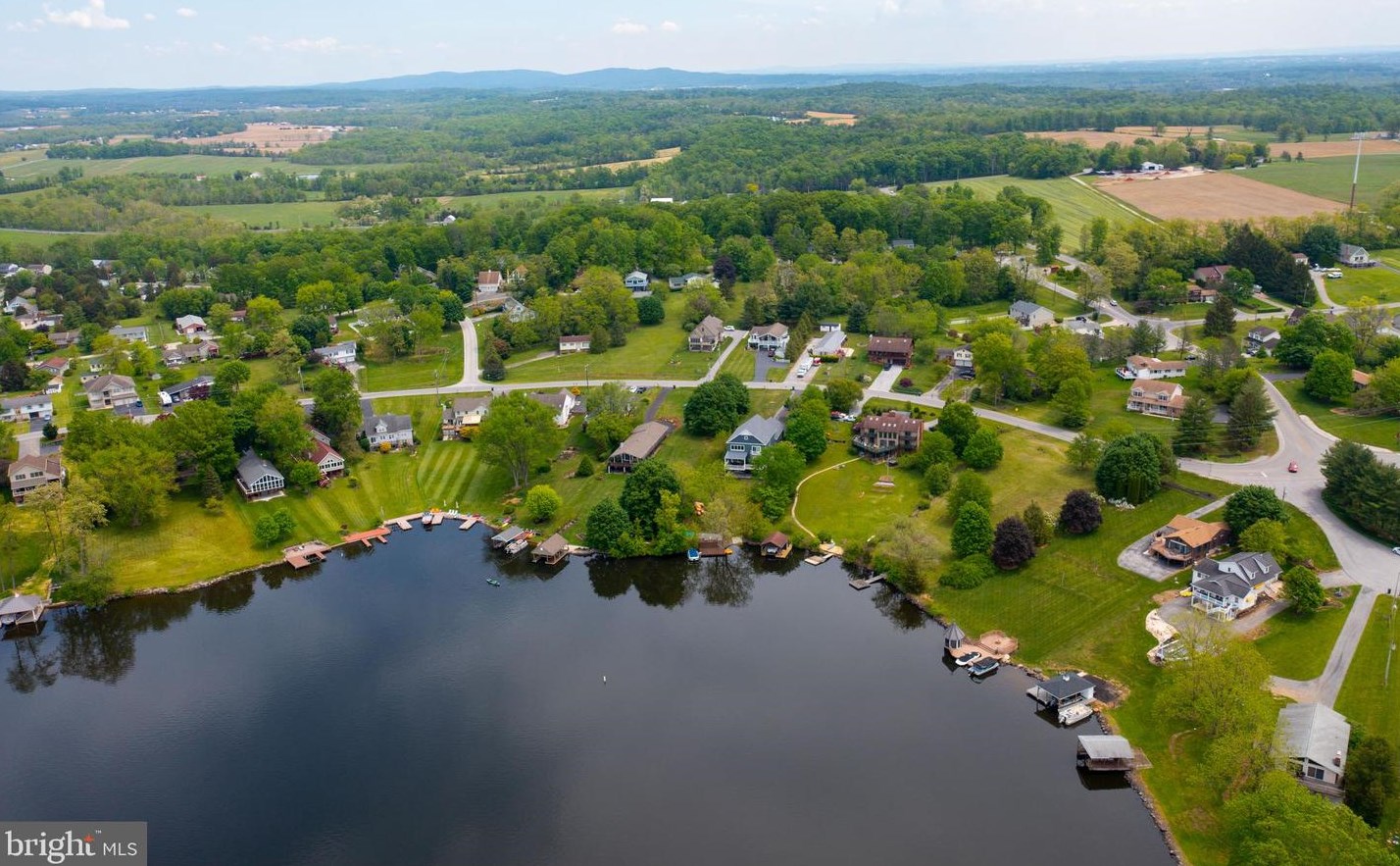 5 Mcclellan Dr, East Berlin, PA 17316-9312