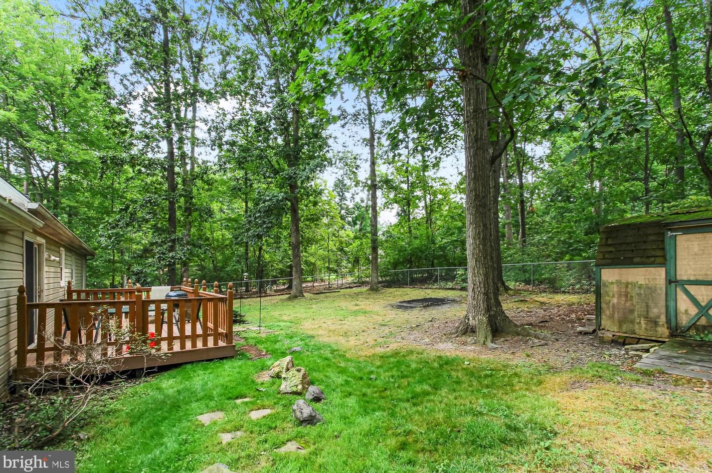 317 Lake Meade Dr, East Berlin PA  17316-9320 exterior