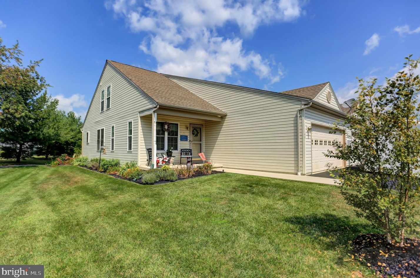 48 Cedarfield Dr, Gettysburg, PA 17325-7991
