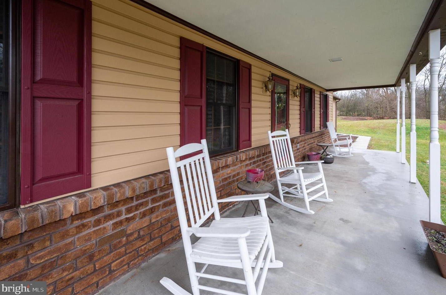 102 Kilpatrick Rd, New Oxford, PA 17350-9424