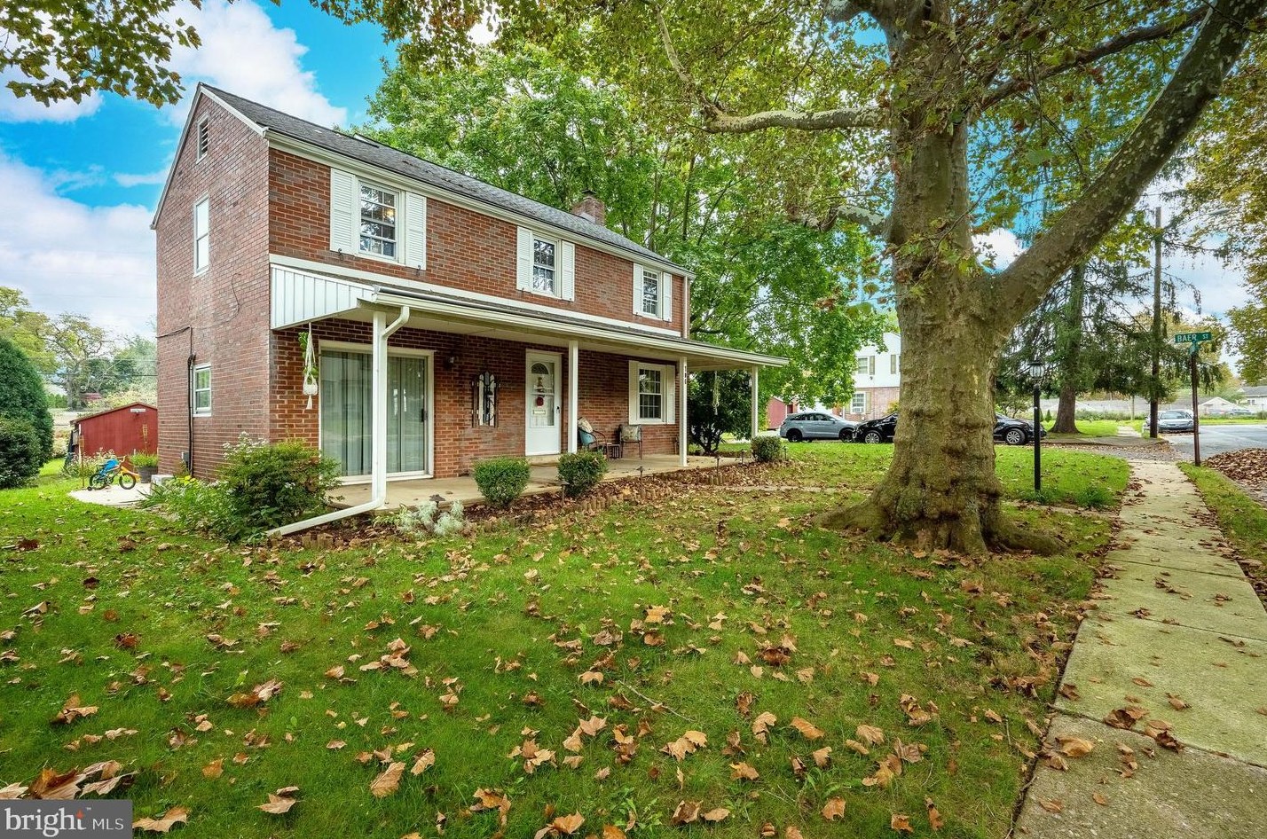 706 Lehigh St, Reading, PA 19601-1327