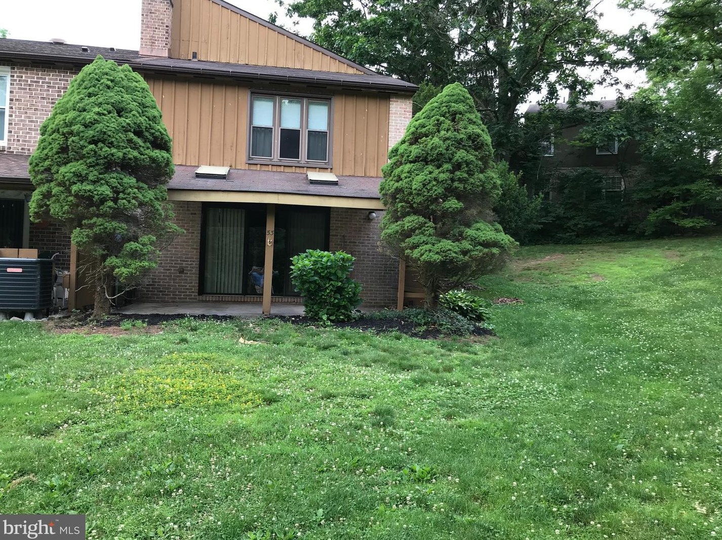 53 Winged Foot Dr, Reading, PA 19607-3410