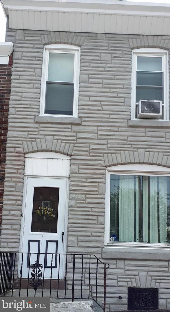 519 10th St, Reading, PA 19604-2714