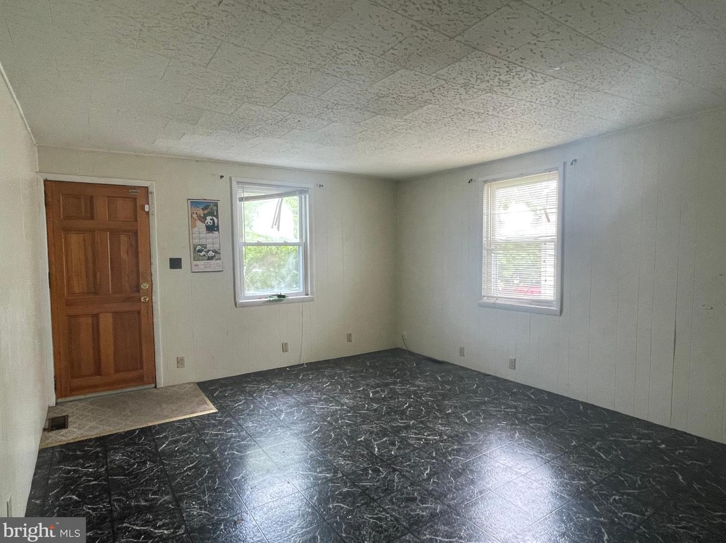 208 Melrose Ave, Reading, PA 19606-1326