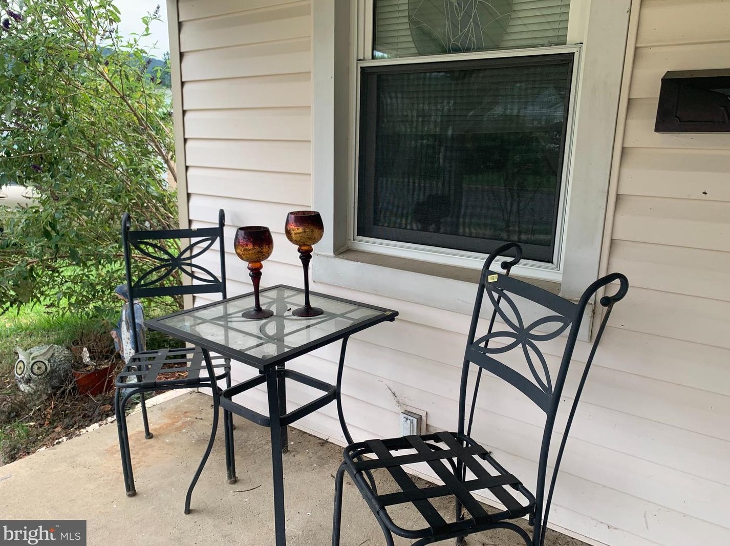 110 Midland Ave, Reading PA  19606-1333 exterior