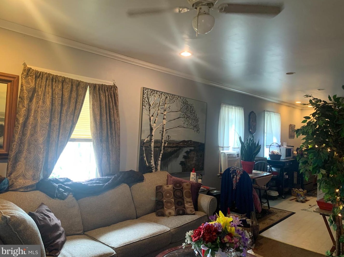 110 Midland Ave, Reading PA  19606-1333 exterior