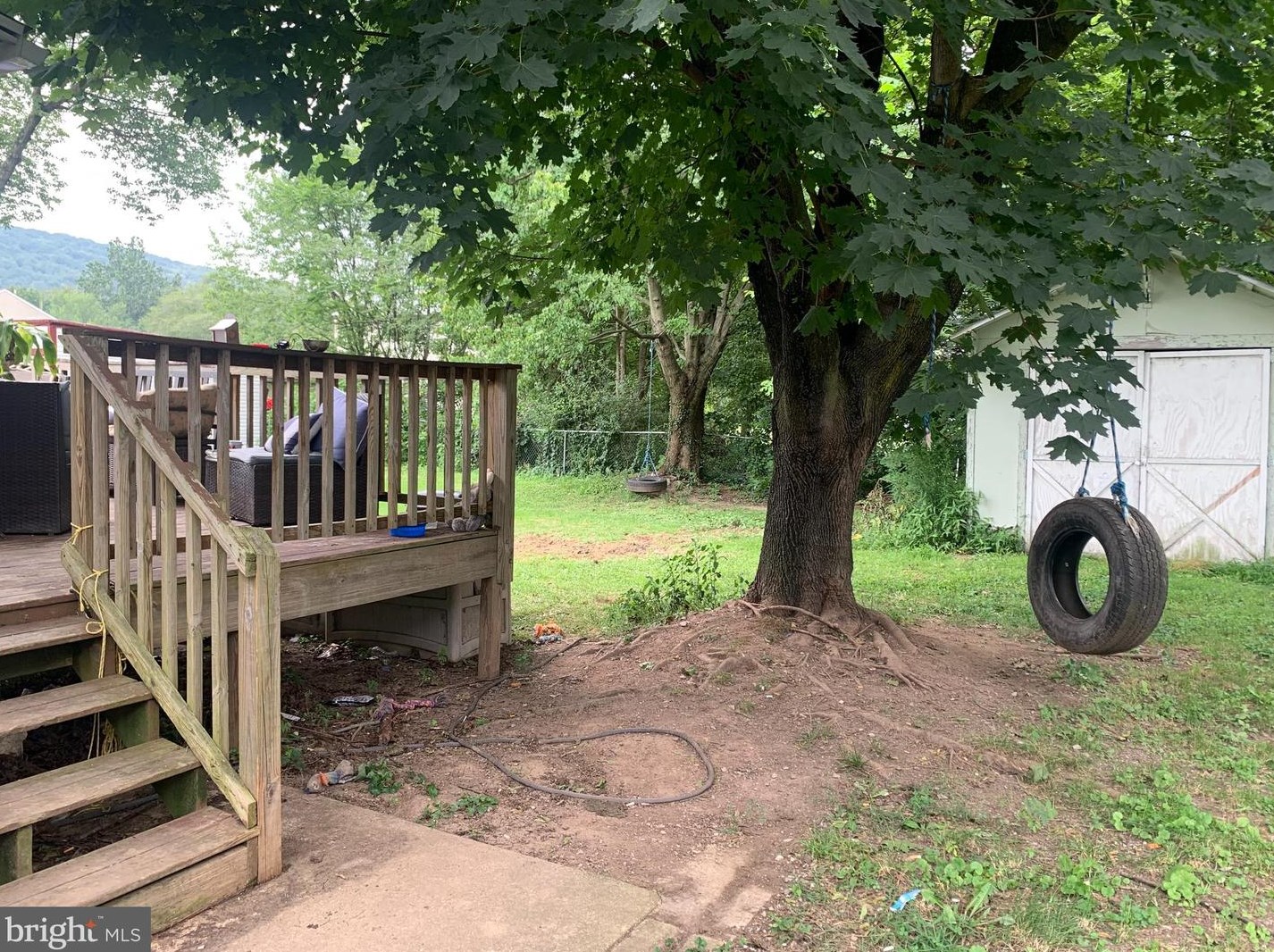 110 Midland Ave, Reading PA  19606-1333 exterior